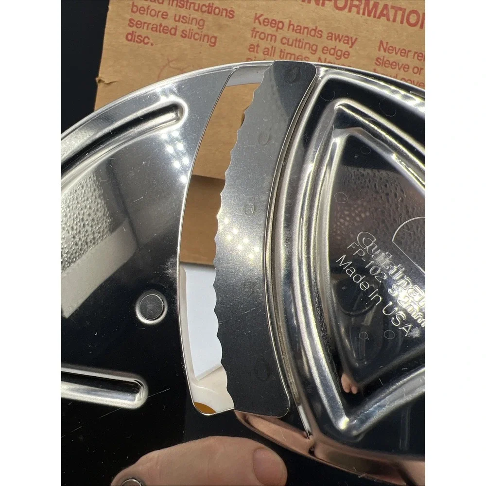 New Cuisinart FP-102 Food Processor 2mm Fine Slicing Disc Blade Hub Stem NOS